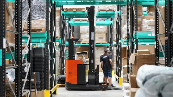 Composants d'automatisation avancés : un moyen d’optimiser le travail dans un entrepôt